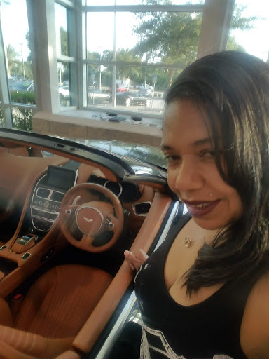 Car Repair and Maintenance «Dimmitt Automotive Group - Luxury & Exotic Pre-Owned Cars», reviews and photos, 3333 Gandy Blvd u, Pinellas Park, FL 33781, USA