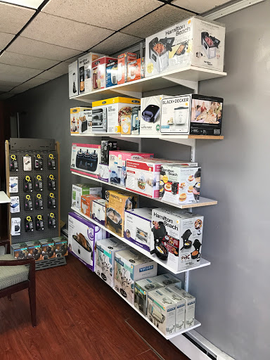 Computer Repair Service «iTech iPhone Repair», reviews and photos, 25 Seminole Ave, Lake Hiawatha, NJ 07034, USA