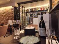 Photos du propriétaire du Restaurant méditerranéen RESTAURANT LE CARDINET à Paris - n°16