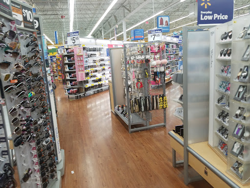 Department Store «Walmart Supercenter», reviews and photos, 9190 Highland Rd, White Lake, MI 48386, USA