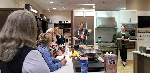 Appliance Store «KAM Appliances», reviews and photos, 1176 Washington St, Hanover, MA 02339, USA