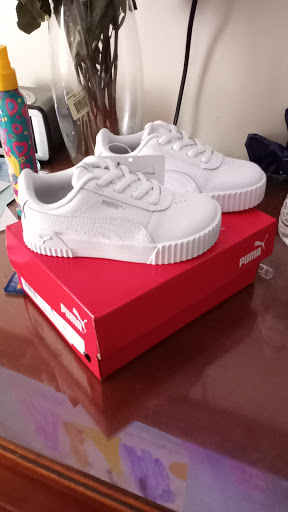 Shoe Store «PUMA», reviews and photos, 1650 Premium Outlet Blvd #333, Aurora, IL 60502, USA