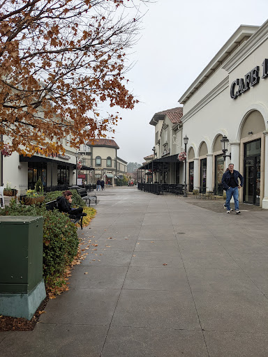 Shopping Mall «Bridge Street Town Centre», reviews and photos, 365 The Bridge St, Huntsville, AL 35806, USA