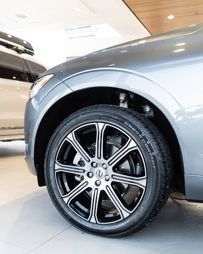 Car Dealer «Riley Volvo Cars Stamford», reviews and photos, 107 Myrtle Ave, Stamford, CT 06902, USA