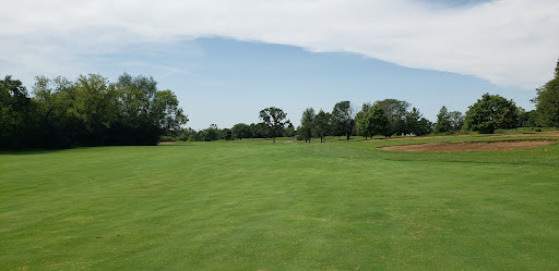 Golf Driving Range «Oak Grove Golf Course», reviews and photos, 16914 Oak Grove Rd, Harvard, IL 60033, USA