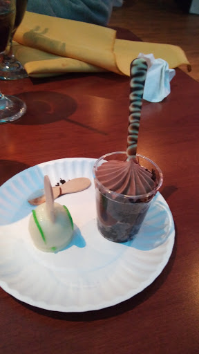 Marina «MacRay Harbor», reviews and photos, 30675 N River Rd, Harrison Charter Township, MI 48045, USA