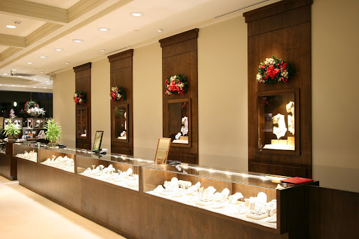 Jewelry Store «Kiky Jewelers & Watch», reviews and photos, 221 Main St, Fort Lee, NJ 07024, USA