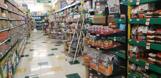 Pet Supply Store «Pet Supplies Plus», reviews and photos, 5229 Library Rd, Bethel Park, PA 15102, USA