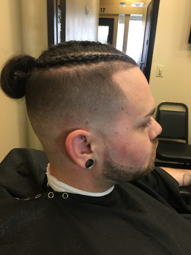 Barber Shop «Shave & Blade Barber Shop», reviews and photos, 9824 West Northern Avenue, #200, Peoria, AZ 85345, USA