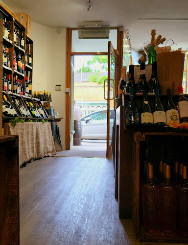Moreton Wine Merchants & Wine Bar - Liquor store