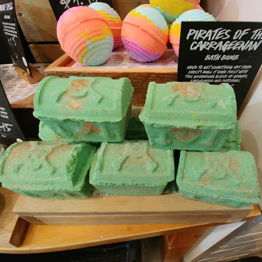 Cosmetics Store «LUSH Cosmetics», reviews and photos, 4502 S Steele St, Tacoma, WA 98409, USA