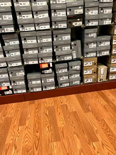 Shoe Store «Montague & Son», reviews and photos, 316 Elden St, Herndon, VA 20170, USA