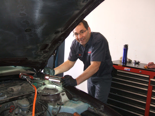 Auto Repair Shop «Accurate Auto of Lake Oswego», reviews and photos, 7025 SW McEwan Rd, Lake Oswego, OR 97035, USA