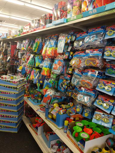 Dollar Store «Dollar Tree», reviews and photos, 13575 NW Cornell Rd, Portland, OR 97229, USA