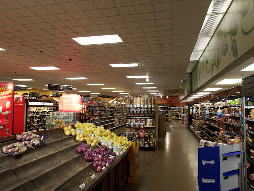 Grocery Store «Kroger», reviews and photos, 1571 N State St, Greenfield, IN 46140, USA