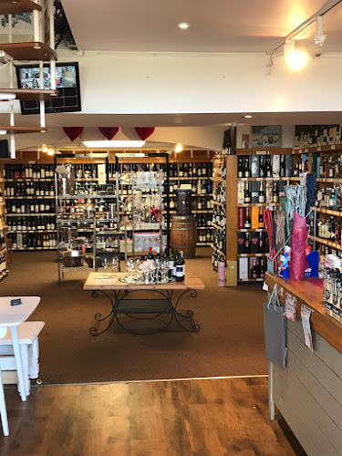 Reviews of The Wine Centre in Colchester - Liquor store