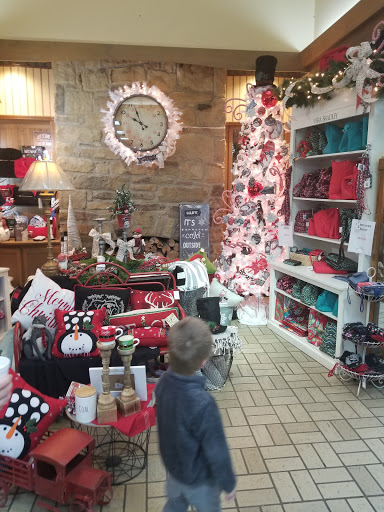Gift Shop «Broadbent Foods & Gifts», reviews and photos, 5695 Hopkinsville Rd, Cadiz, KY 42211, USA