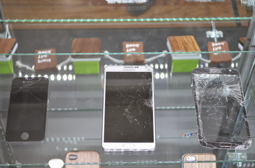 Cell Phone Store «HEALIX Smartphone & Drone Repair», reviews and photos, 138 New Dorp Ln, Staten Island, NY 10306, USA