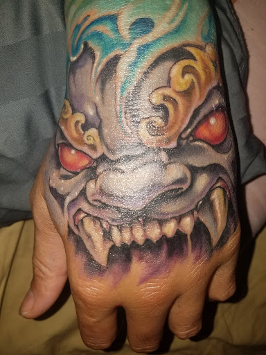 Explore hip hop tattoo ideas, creative tattoo ideas in Mantua, available at Evolution Tattoo Studio