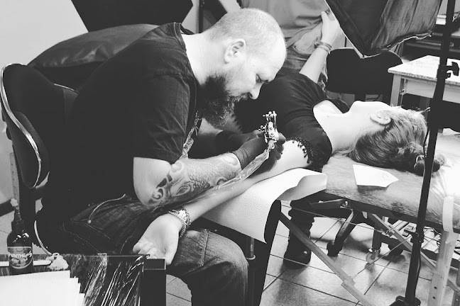 Vilko ink ( fechado) novo studio "Mais uma tattoo" - Figueira da Foz