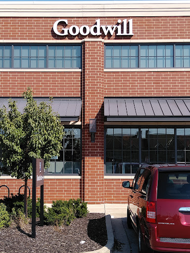 Thrift Store «Goodwill Store & Donation Center», reviews and photos, 1716 Miller Park Way, West Milwaukee, WI 53214, USA