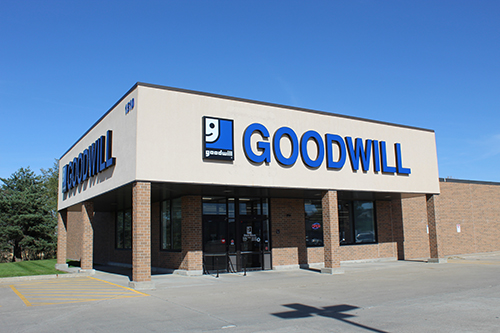 Goodwill, 1510 N Jefferson Way, Indianola, IA 50125, USA, 