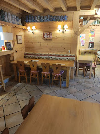 Atmosphère du L'Équipe restaurant à Notre-Dame-de-Bellecombe - n°2