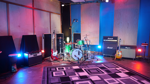Ultimate Studios, Inc image