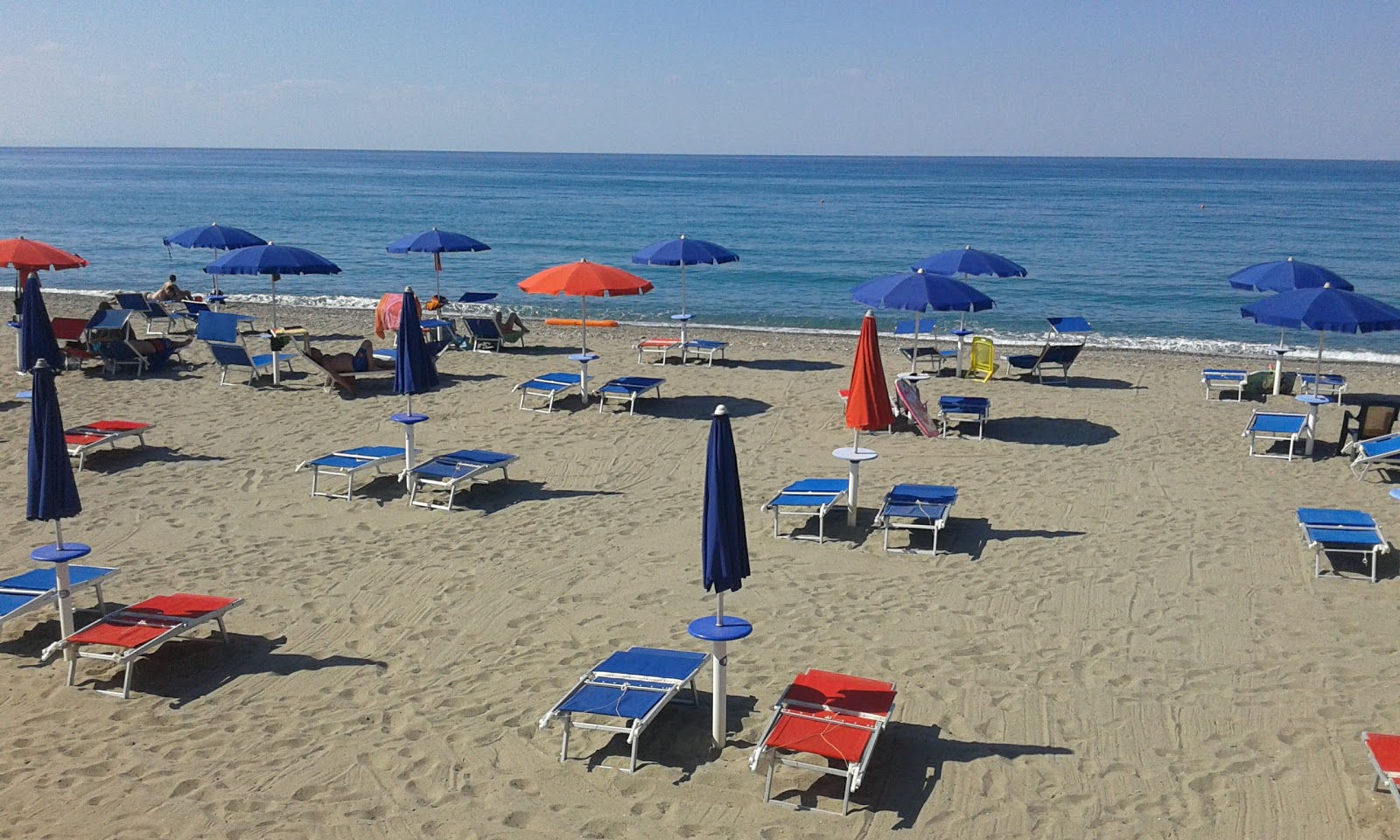 Foto di La Capannina beach con parzialmente pulito livello di pulizia