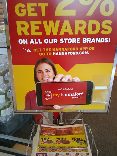 Grocery Store «Hannaford Supermarket», reviews and photos, 100 Plaza Rd, Kingston, NY 12401, USA