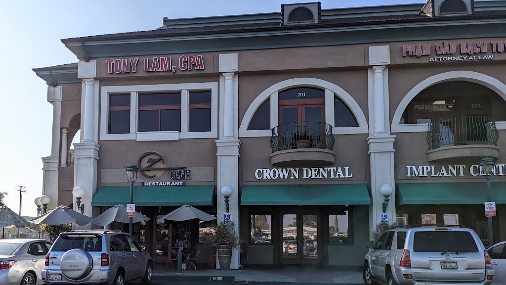 Z Cafe & Restaurant 92683