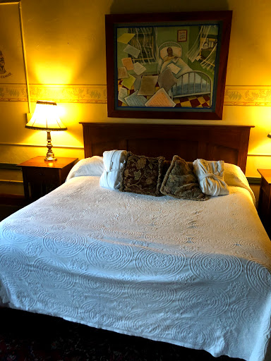 Hotel «McMenamins Edgefield», reviews and photos, 2126 SW Halsey St, Troutdale, OR 97060, USA