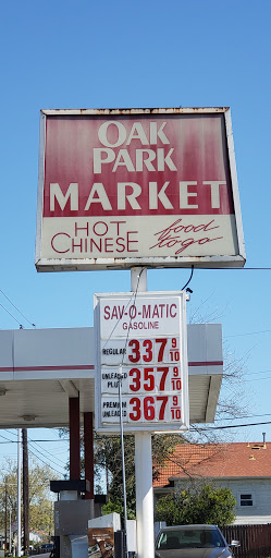 Grocery Store «Oak Park Market», reviews and photos, 3300 12th Ave, Sacramento, CA 95817, USA