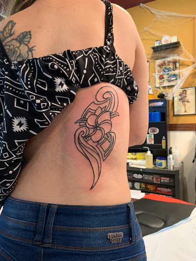 Body Piercing Shop «Blue Horse Shoe Tattoo and Piercing», reviews and photos, 3513 Virginia Beach Blvd, Virginia Beach, VA 23452, USA