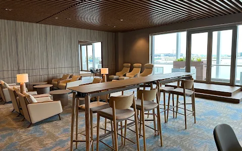 MACL Business Lounge image