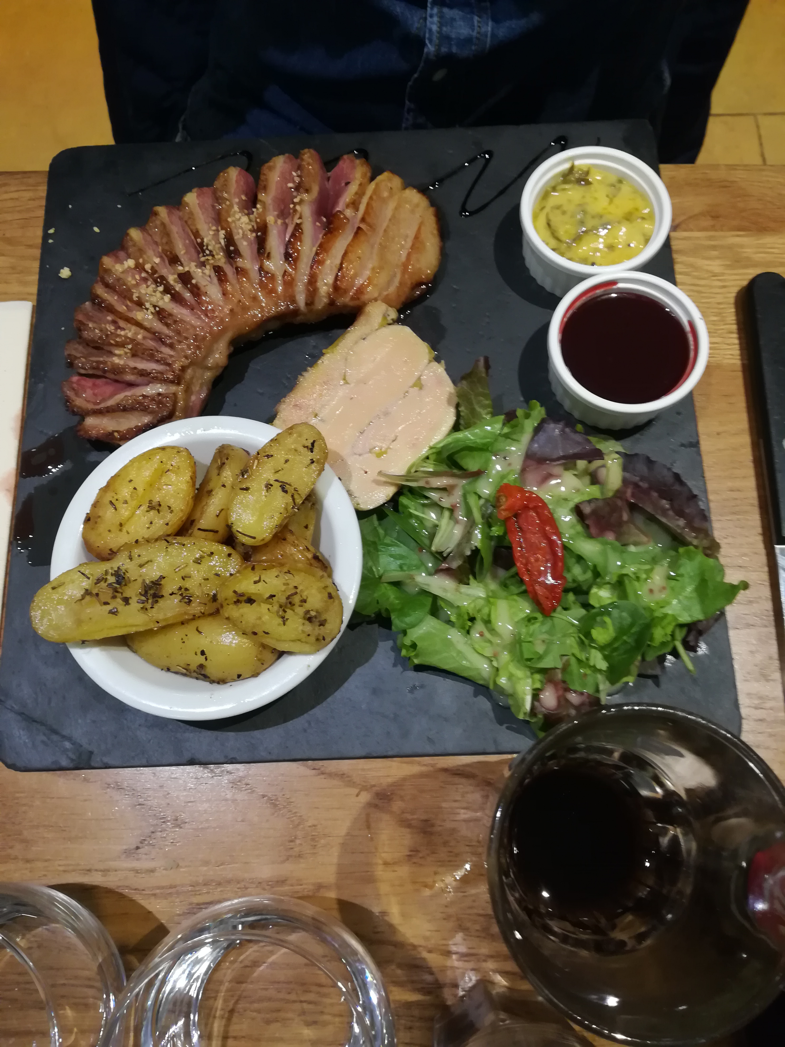 Photo n° 1 de l'avis de Valeriane. fait le 13/12/2017 à 22:58