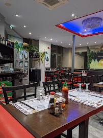 Atmosphère du Restaurant asiatique Tin Tin à Paris - n°2