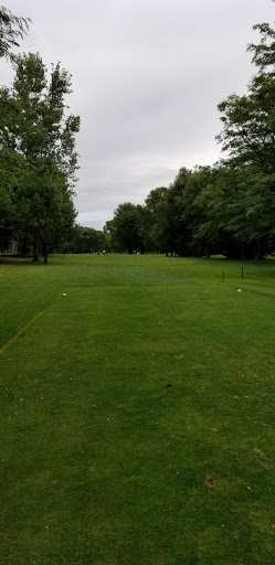 Golf Course «Halla Greens Executive Golf Course and Driving Range», reviews and photos, 495 Pioneer Trail, Chanhassen, MN 55317, USA