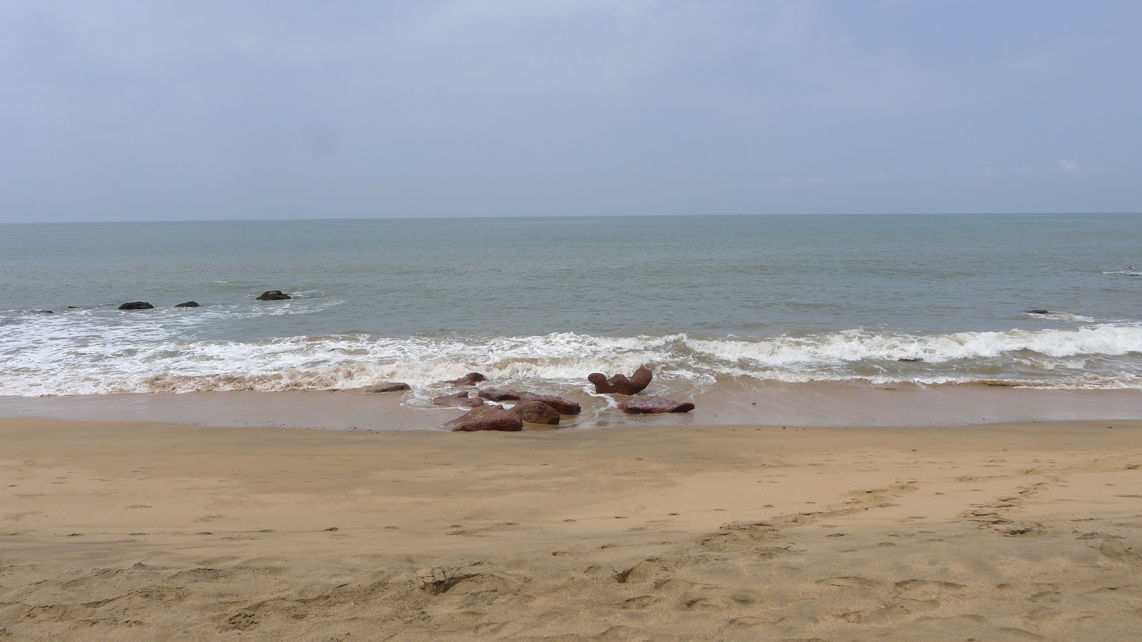 Foto de Shedikuli Beach com alto nível de limpeza