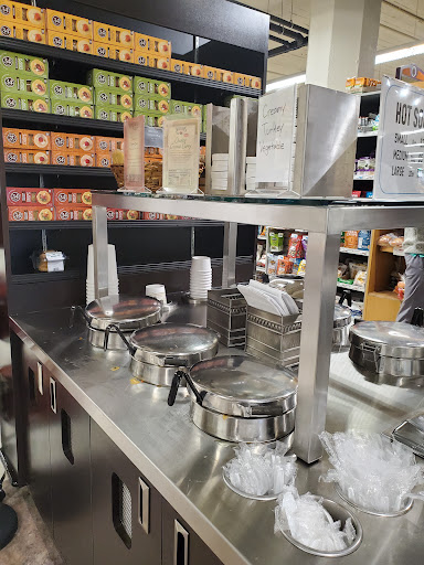 Grocery Store «Stadium Thriftway», reviews and photos, 618 N 1st St, Tacoma, WA 98403, USA