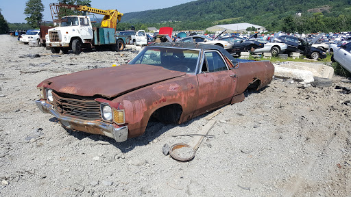 Salvage Yard «EZ Pull & Save Auto Parts», reviews and photos, 2401 Summer Valley Rd, New Ringgold, PA 17960, USA