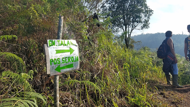 Posko Pendakian Gunung Talang Via Seroja