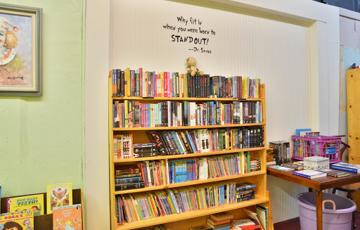 Used Book Store «Joy of Books», reviews and photos, 242 N Main St, Hendersonville, NC 28739, USA