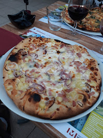 Plats et boissons du Pizzeria La Calabria à Bavans - n°18