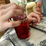 Photo n° 2 de l'avis de Maeline.B fait le 16/06/2022 à 19:30 pour Aux glaces de mon père par MEZIA. Champion du monde de la glace à Vallon-Pont-d'Arc