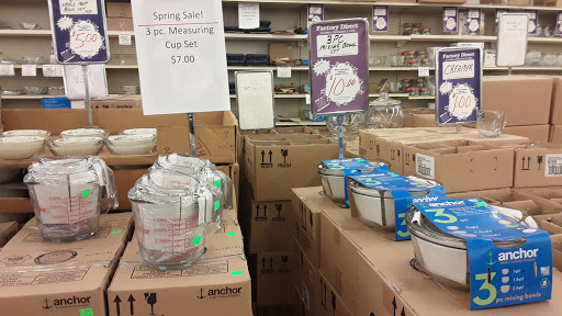 Candle Store «Factory Direct Candles», reviews and photos, 6252 Glenway Ave # A, Cincinnati, OH 45211, USA