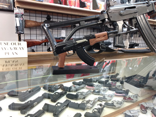 Pawn Shop «Newport Pawn Shop», reviews and photos, 224 SW Coast Hwy, Newport, OR 97365, USA