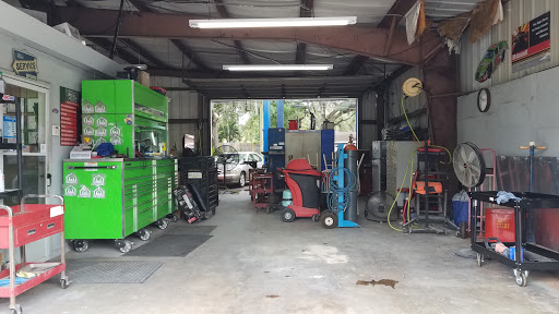 500 E Bay Dr, Largo, FL 33770, USA