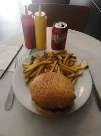 Plats et boissons du Restauration rapide burger & Co à Saint-Germain-en-Laye - n°1