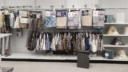 Clothing Store «Ross Dress for Less», reviews and photos, 150 Woodside Plaza, Redwood City, CA 94061, USA